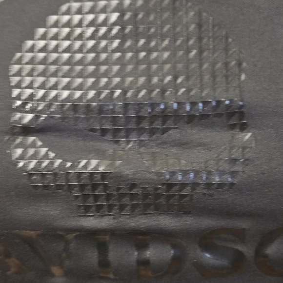 Harley-Davidson Women's Charcoal Long Sleeve Tee - Picture 14 of 16